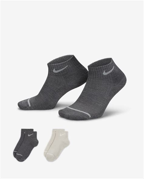 nike knöchelsocken herren|Weiße Nike Sport.